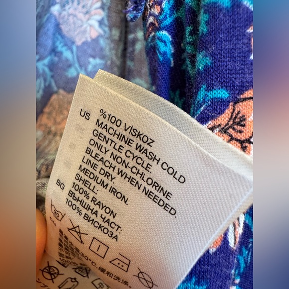 H&M Blue Floral Sleeveless V-Neck Wrapped Romper, Size XS - Picture 11 of 11